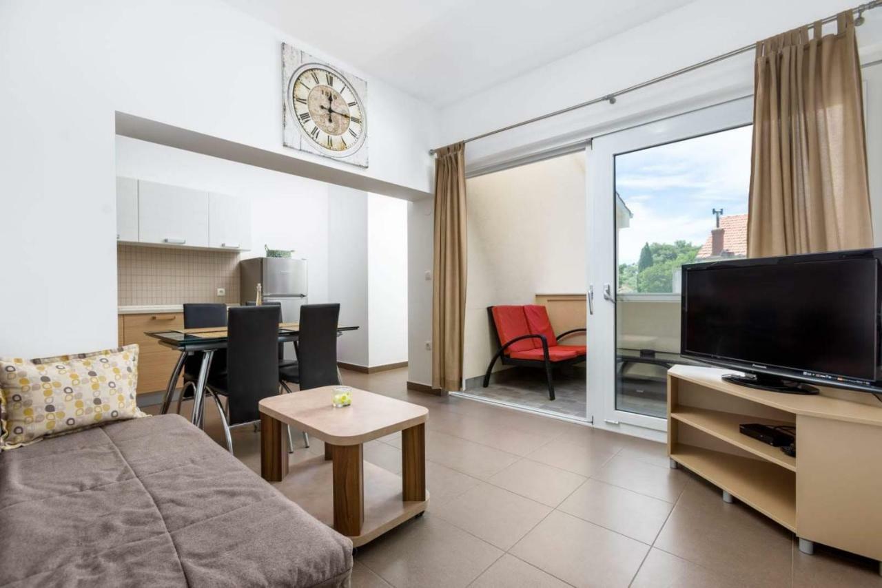 Apartmani Vinko Tribunj-Sovlje Tribalj Kültér fotó